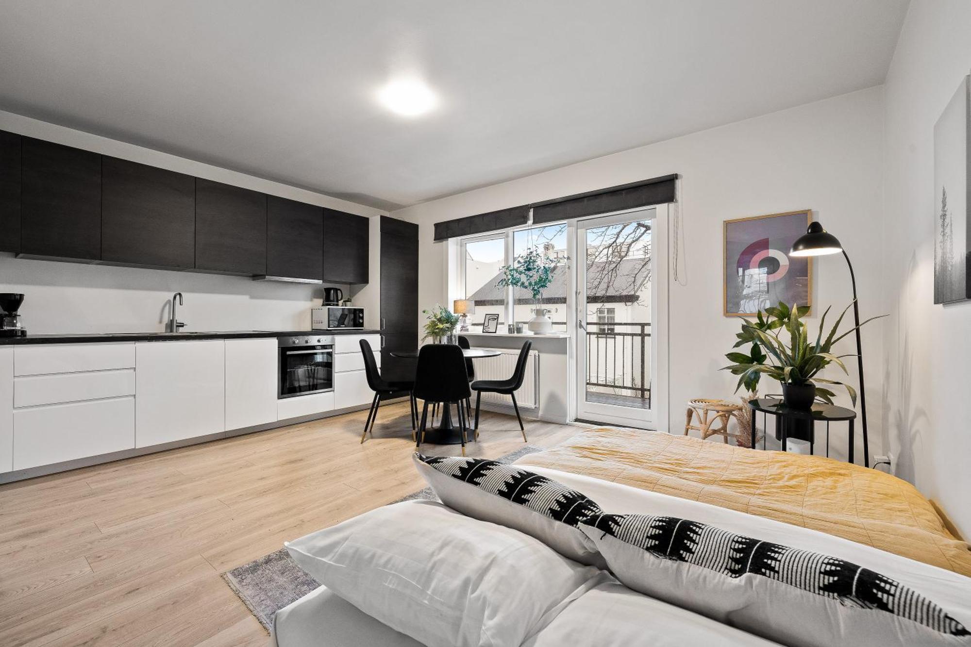 Lokastigur Charming And Inviting Apartment Reykjavík Dış mekan fotoğraf